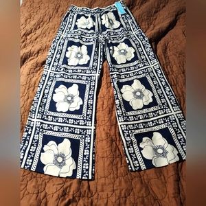 Draper James linen wide leg pants, navy and white floral